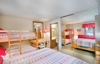 Hotel Mammoth Village By 101 Great Escapes 3*
