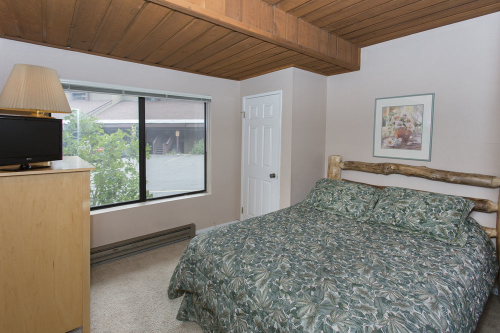 Mammoth Village By 101 Great Escapes Hotel Mammoth Lakes