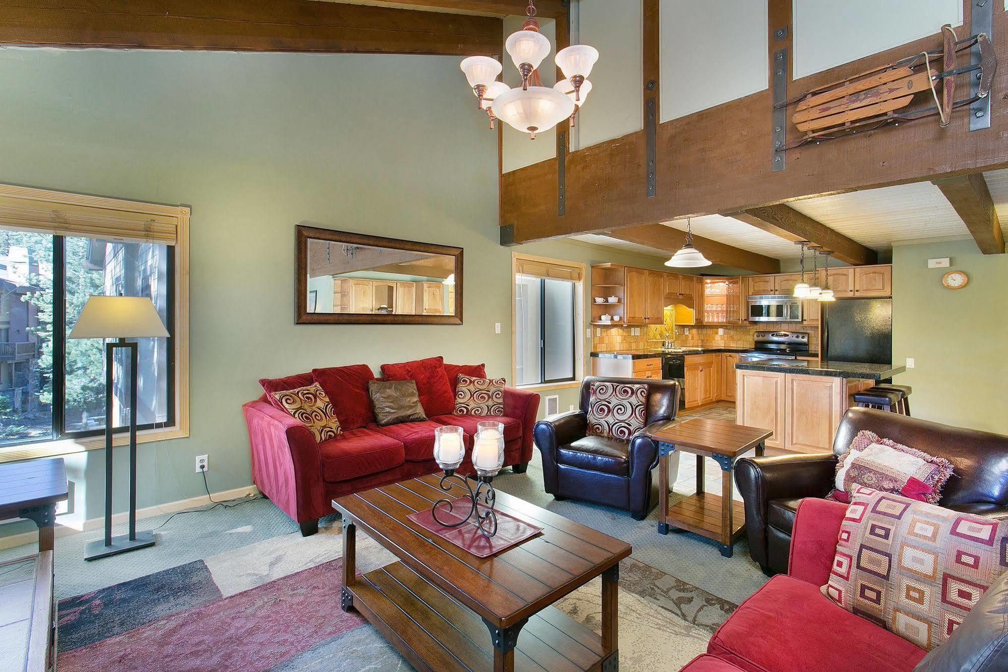 Mammoth Village By 101 Great Escapes Hotel Mammoth Lakes